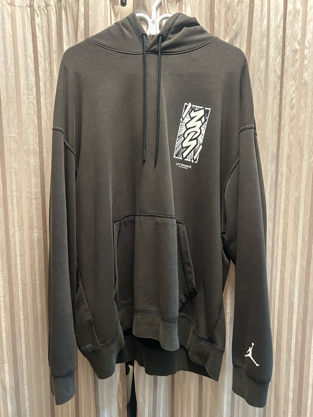 Jordan Zion Men’s Dark Green Graphic Pullover Hoodie, Size XXL